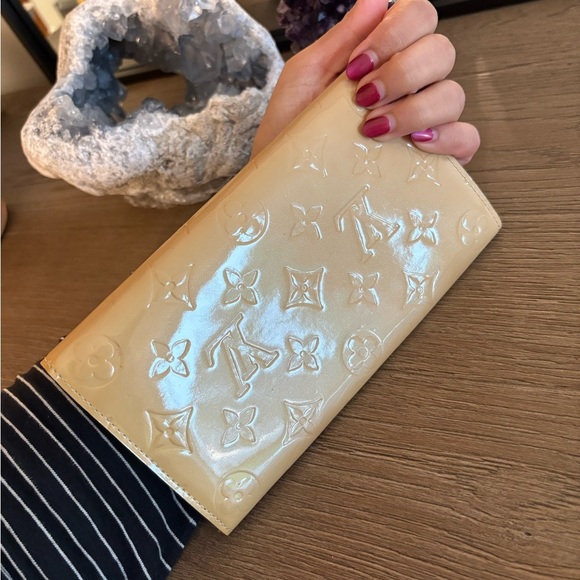 Louis Vuitton Sarah leather wallet - Picture 4 of 11